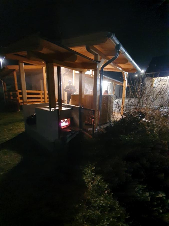 Balatonszárszó Borkuti Panzio Es Apartman المظهر الخارجي الصورة
