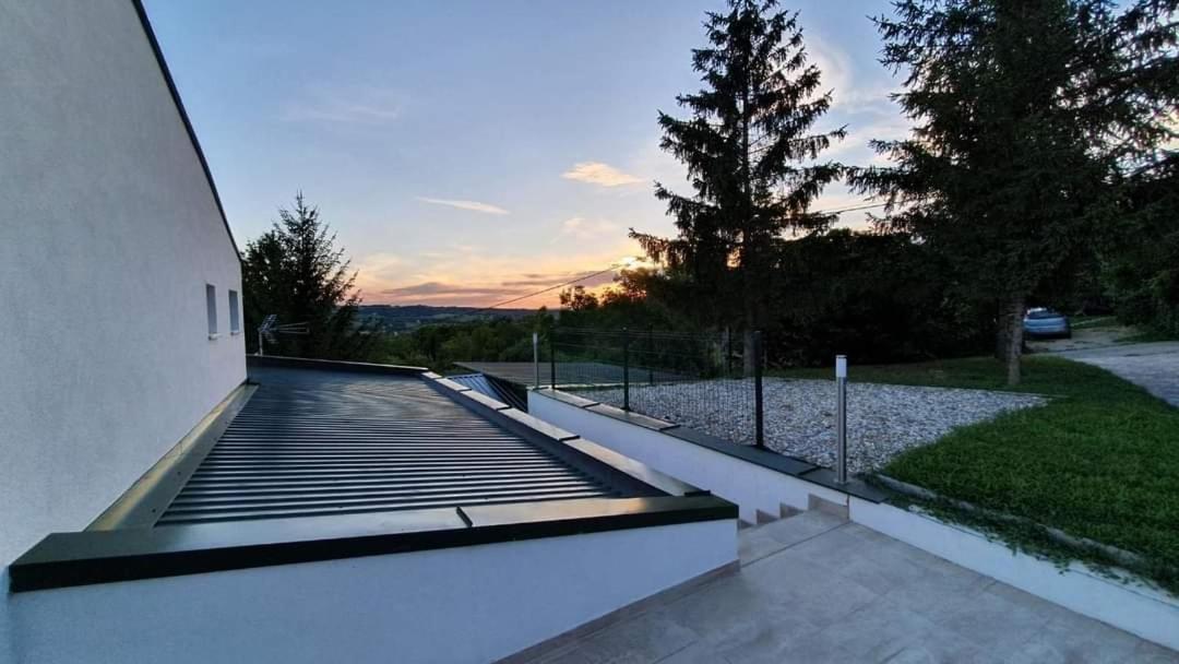 Balatonszárszó Borkuti Panzio Es Apartman المظهر الخارجي الصورة